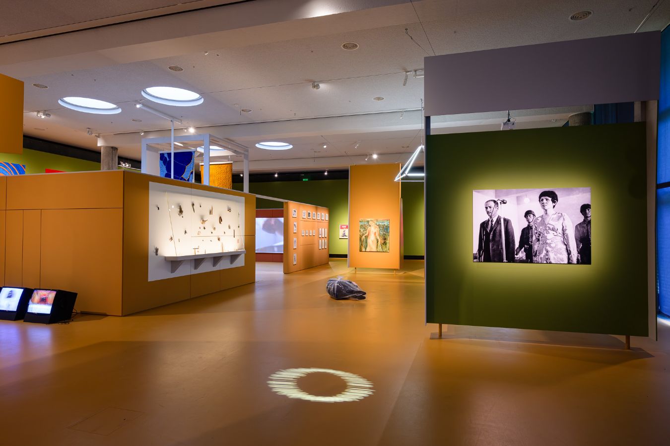 Ausstellungsansicht, Mrinalini Mukherjee Halle, Haus der Kulturen der Welt (HKW), 2025
