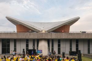 Reading and conversation with Marlon James and Annie Paul (Founder and Editor of PREE), Haus der Kulturen der Welt (HKW), 25.8.2023.
