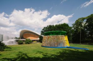 Pavillon des britisch-nigerianischen K&uuml;nstlers und Designers Yinka Ilori MBE
