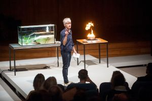 Das Anthropozän-Projekt | Ein Bericht - Eröffnung. Demonstrations: Elisabeth Povinelli
A Matter Theater