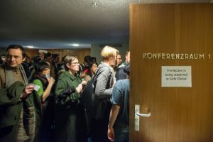 Former West. Dokumente, Konstellationen, Ausblicke