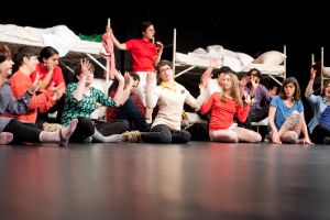 Former West. Dokumente, Konstellationen, Ausblicke