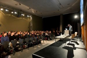 Former West. Dokumente, Konstellationen, Ausblicke