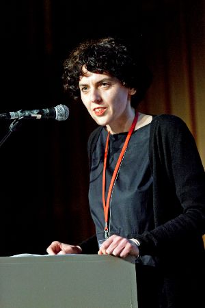 Former West. Dokumente, Konstellationen, Ausblicke