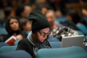 Former West. Dokumente, Konstellationen, Ausblicke