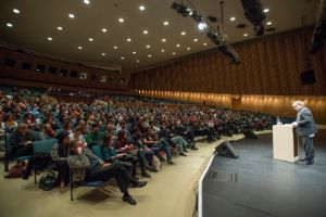 Former West. Dokumente, Konstellationen, Ausblicke