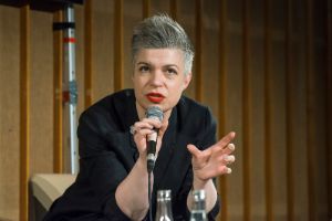 Former West. Dokumente, Konstellationen, Ausblicke