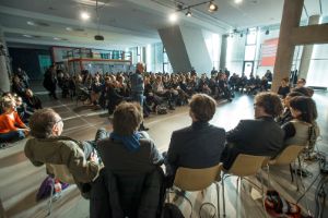 Former West. Dokumente, Konstellationen, Ausblicke