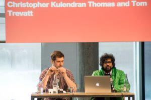 Former West. Dokumente, Konstellationen, Ausblicke