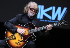 Helge Schneider. The Robot Whisperer, Jan 10, 2019