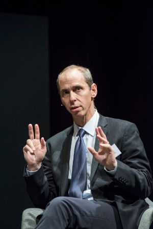 Krieg erzählen - Thementage. Peter Maass | Wie erzählen? Grenzen des Verstehens oder: Zufall, Irrtum, Angst 1