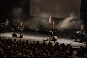 Krieg singen . Laibach 