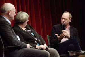 Tatort: Schlachtfeld (Magdeburg). Ernst Piper, Rosemarie Hein und Christhard Läpple (ZDF)