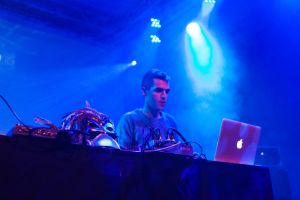 Worldtronics 2013. Electronica Surprise