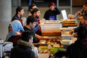 Zivilgesellschaft 4.0 – Geflüchtete und digitale Selbstorganisation